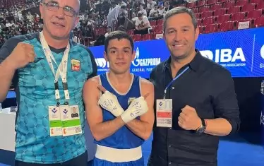 Фаворитът Даниел Асенов се размина с финал на еврошампионата по бокс