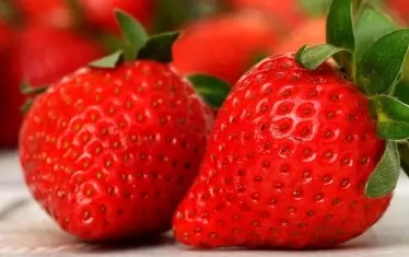 Романтични и коварни ягоди