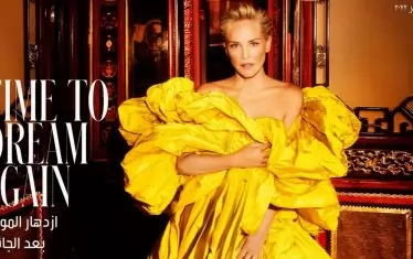 Шарън Стоун грейна като слънце на корицата на Vogue