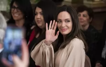 Анджелина Джоли става Мария Калас в нов филм