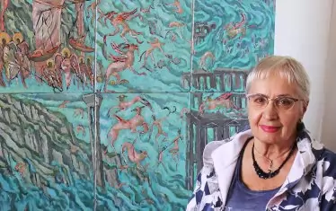 Надежда Кутева получава наградата за живопис „Захарий Зограф“