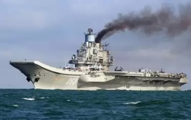 Единственият руски самолетоносач "Адмирал Кузнецов" пак се запали