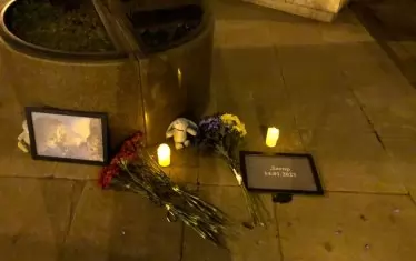 В Москва арестуват заради
цветя за загиналите в Днипро