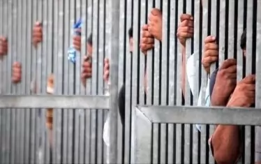 Иран освобождава 80 000 затворници