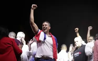 Парагвай си избра нов президент в един тур