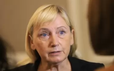 КПКОНПИ се отказа от делото за конфискация срещу Елена Йончева