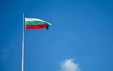 Българин свали гръцкото знаме в Кавала