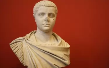 Музей обяви римски император за транссексуална жена