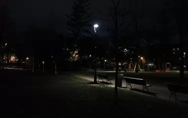 София най-сетне осветява парковете като хората