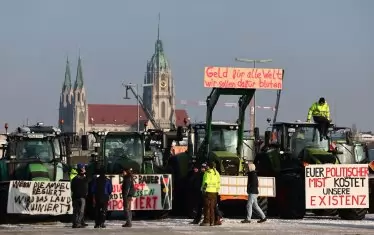 С нови искания германските фермери подновяват протестите 