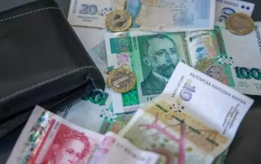Българинът разчита повече на парите в брой