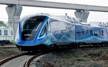 Ще се возим на китайски двуетажни влакове