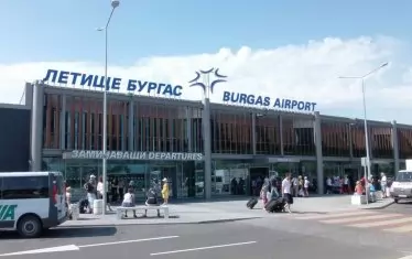 Кметове от Южното Черноморие измислиха авиокомпания "Burgas Air"