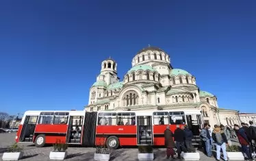 Автобуси „Чавдар“ и „Икарус“ ще возят безплатно по ретро линия в София
