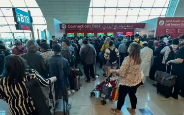 Хаосът на летището в Дубай продължава