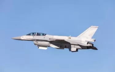 България и САЩ правят промени в договора за първите 8 F-16