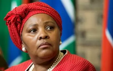 Южна Африка арестува за корупция председателката на парламента