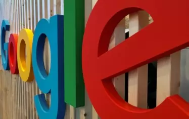 Google обвини хората за странните отговори на изкуствения интелект