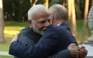 Моди е в Москва за първа среща с Путин от началото на войната