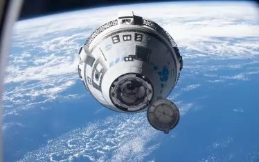 НАСА ще разреши завръщането на Boeing Starliner от МКС след анализ на тестовете на наземните двигатели 