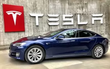 Акциите на Tesla се повишават