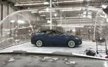 Акционерите на Tesla са все по-недоволни от Илон Мъск 