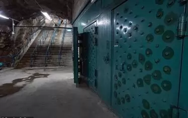 Норвегия и Швеция спешно възстановяват военните си бункери