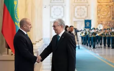 Казахстан изненадващо обяви, че ще ни доставя уран