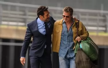 Брад Пит яха болид от Формула 1