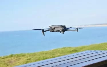 Дрон ще следи за незаконни обекти на плажа