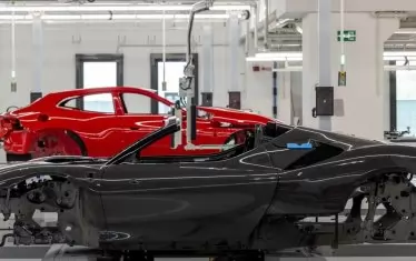 Ferrari отложи втория си електромобил заради нулев интерес