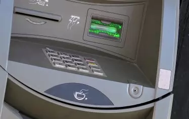 Гърция премахва таксите за теглене от банкомат