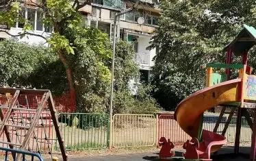 Варненче оцеля след зловещ токов удар на детска площадка