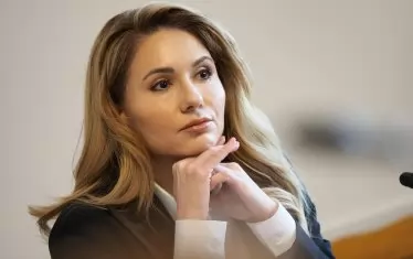 Управляващите запълниха "домовата книга" със свои избраници