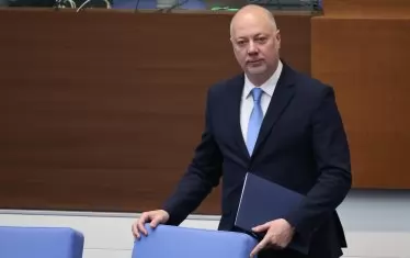 Кабинетът "Желязков" оцеля и при петия вот на недоверие