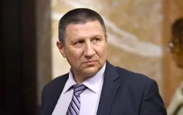ДБ иска НАП да провери "имотната империя на Сарафов"