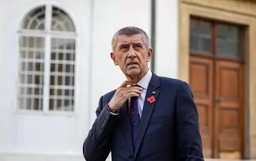 Милиардер умува как се съчетават премиерстване и субсидии