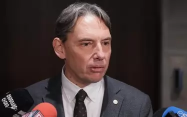 Слави Трифонов отива на съд заради Фейсбук статус