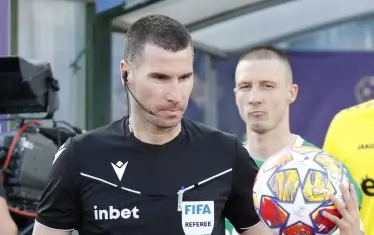 Рефер №1 във футбола ни набързо бе реабилитиран