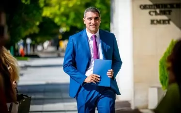 Общини лавинообразно отказват да вдигат данъци и такси