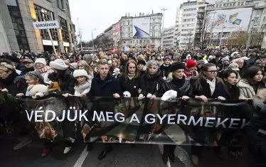 Хиляди протестираха срещу Орбан в Будапеща