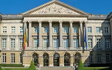 Белгия замрази заплатите на депутатите за 4 години