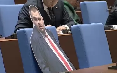 И четирите формации в мнозинството стоят зад кабинета