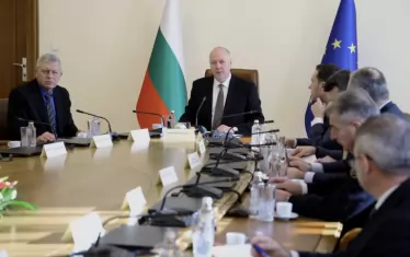 Докладът за националната сигурност описва кадрови апокалипсис