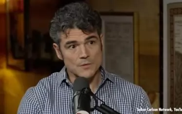 ФБР разследва напусналия шеф на US контраразузнаването