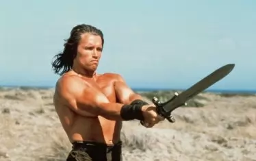 Арнолд Шварценегер се завръща като остарелия Конан Варварина