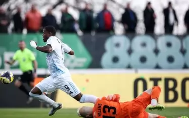 Един гол в Стара Загора доближи още "Левски" до титлата