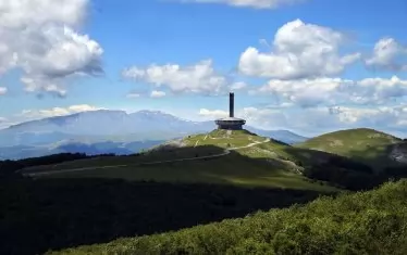 Представят дигиталния двойник на паметника Бузлуджа