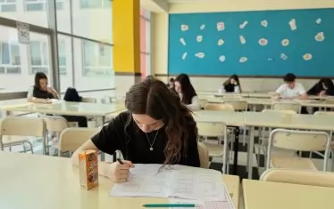 В изпита по български за 10. клас ще има и задачи по история и философия