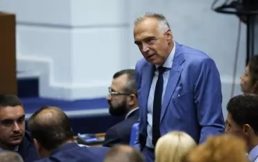 В НС депутатите си броят приятелските и неприятелски медии